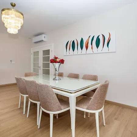 Armoni Deluxe דירה טראבזון