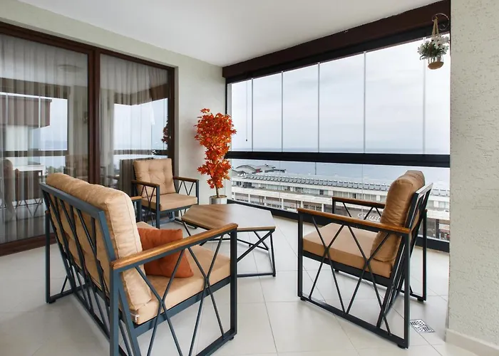 Armoni Deluxe Apartment