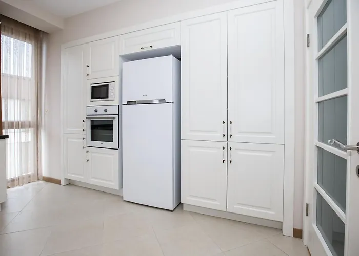 Armoni Deluxe Apartment