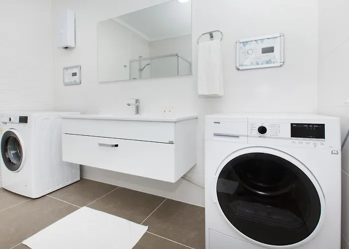 Armoni Deluxe Apartment *